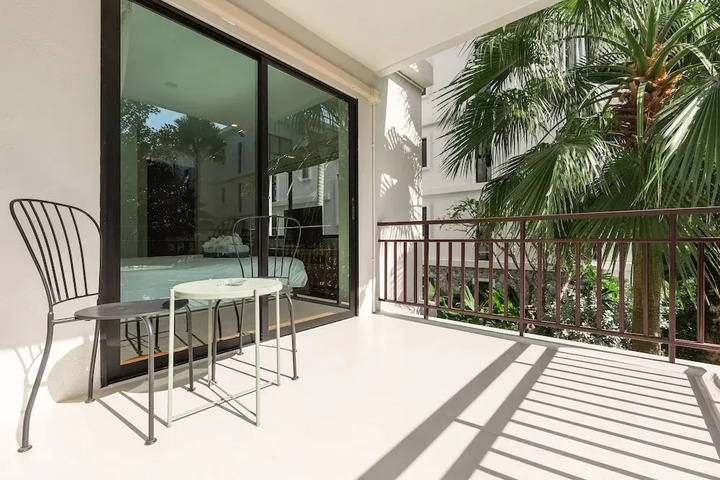 Terrace/Patio 6 of 17