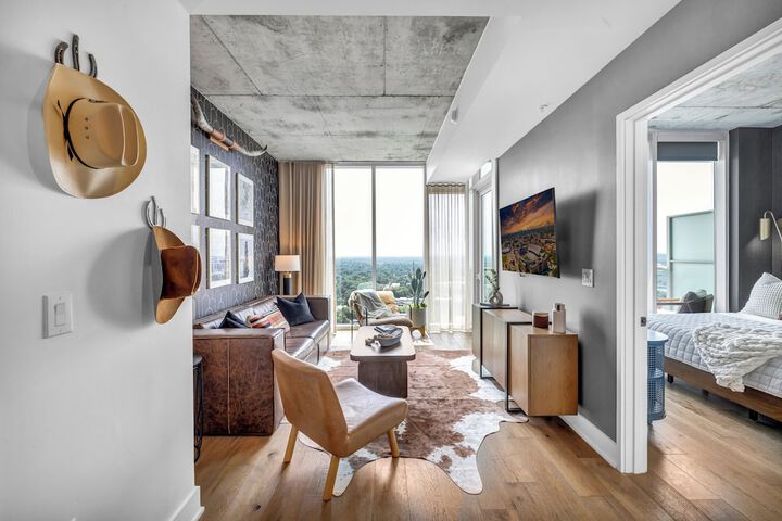 Room 582 of 860