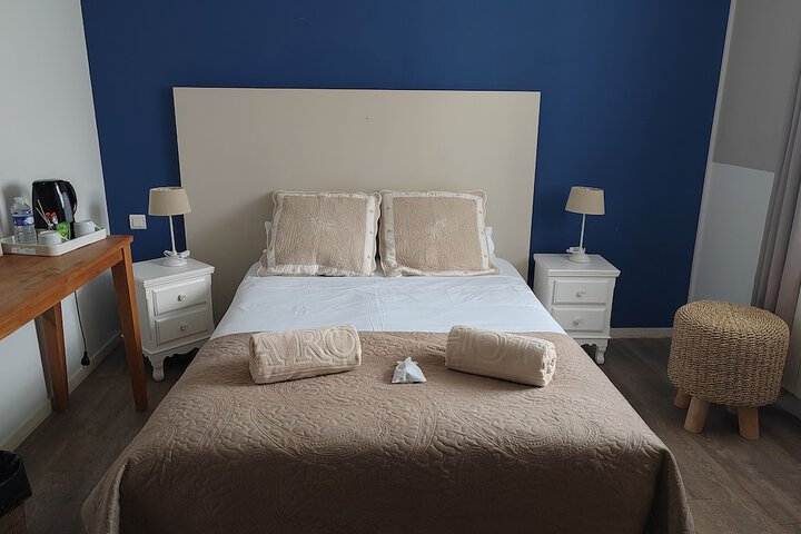 Room 3 of 16
