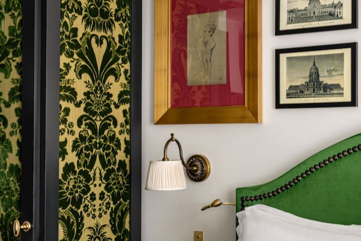 Room 15 of 38