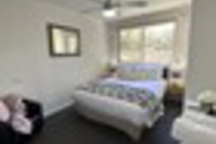 Room 74 of 252