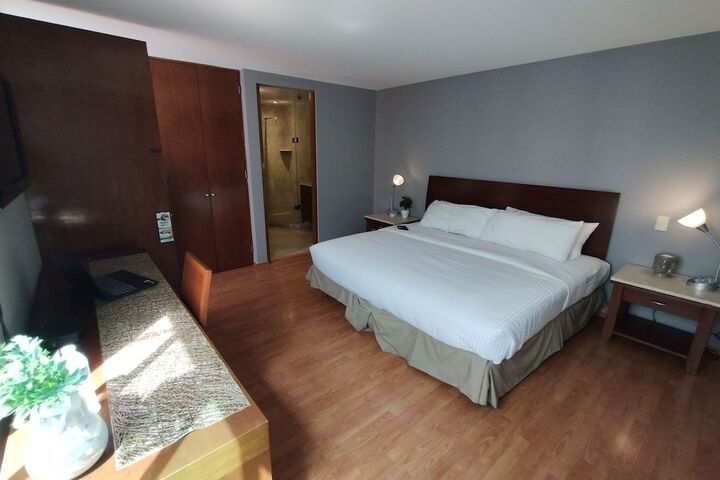 Room 4 of 21
