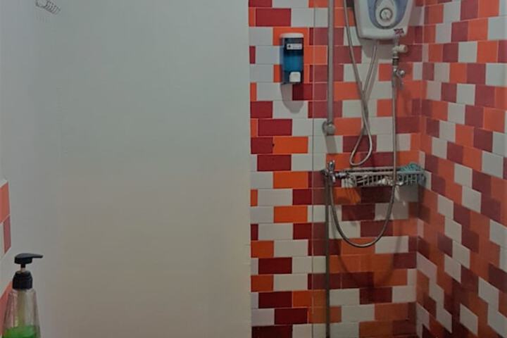 Room 14 of 22