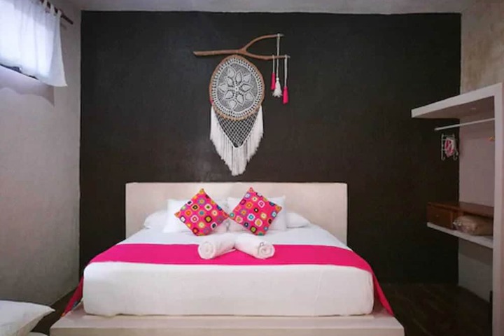 Room 32 of 117