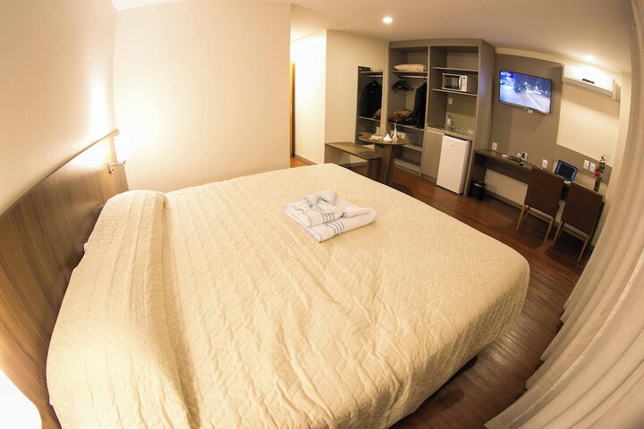 Room 11 of 46