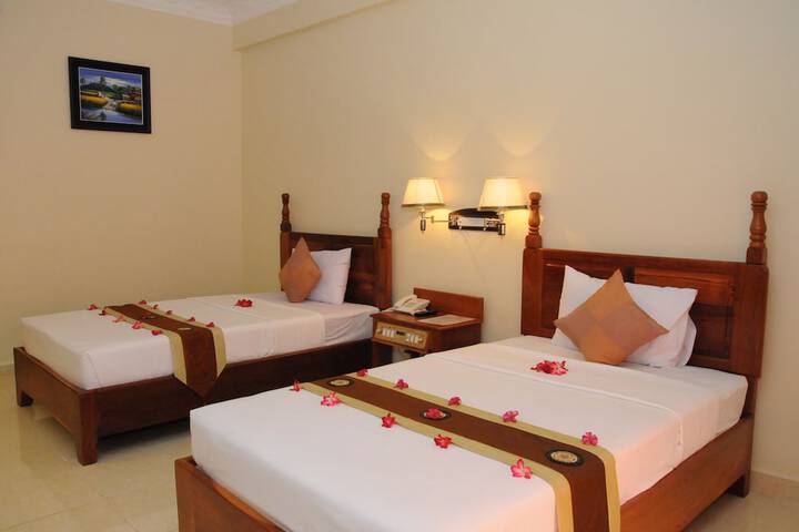 Room 5 of 79