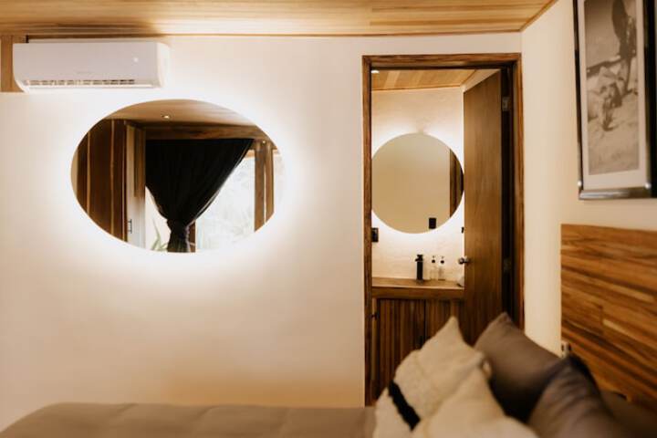 Room 13 of 62