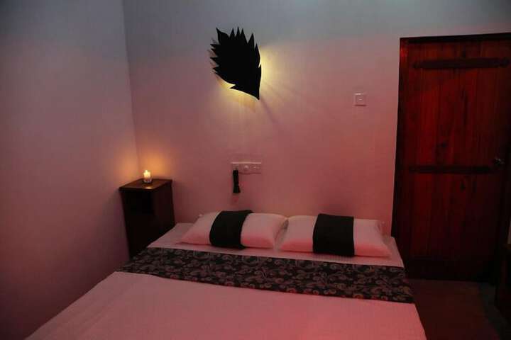 Room 8 of 20