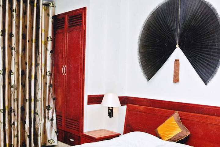 Room 18 of 29