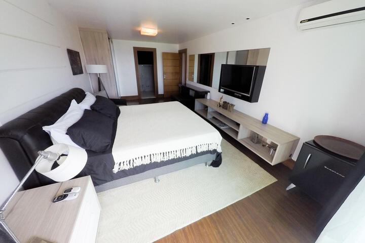 Room 30 of 146