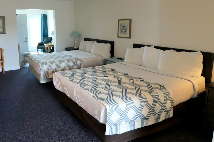 Room 18 of 32