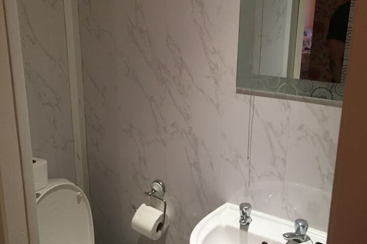 Room 18 of 18