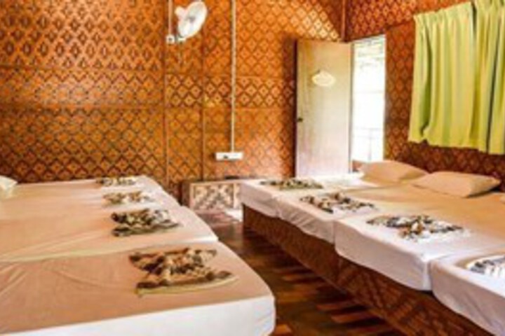 Room 16 of 19