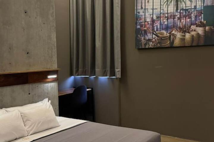 Room 14 of 23