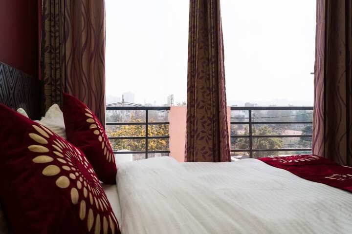 Room 13 of 29