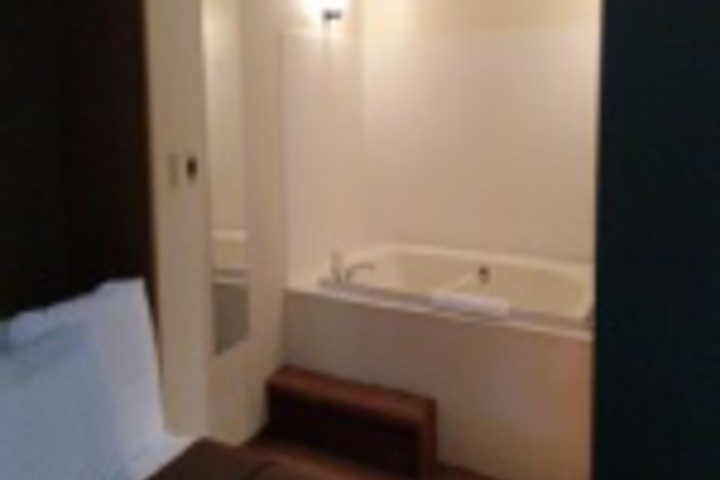 Hot Tub 205 of 348