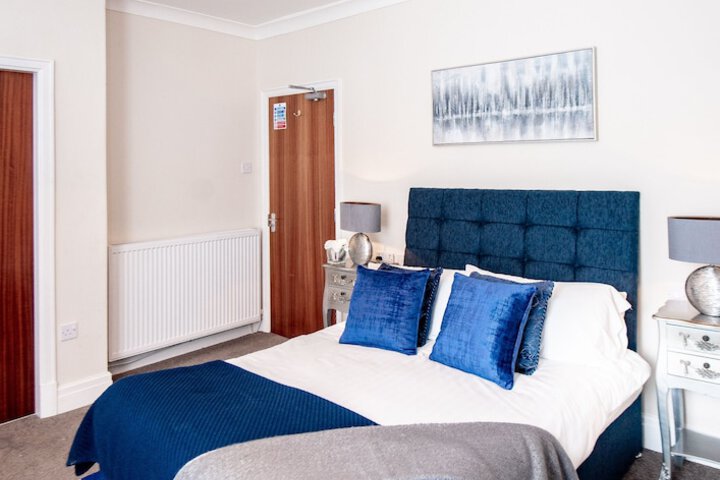 Room 4 of 54