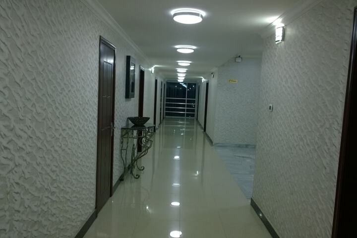 Ballroom/Hall 51 of 64
