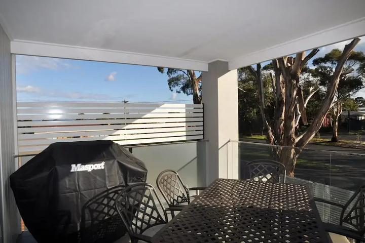 Terrace/Patio 6 of 12
