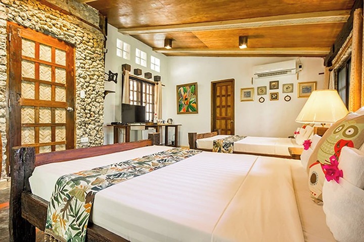 Room 44 of 98