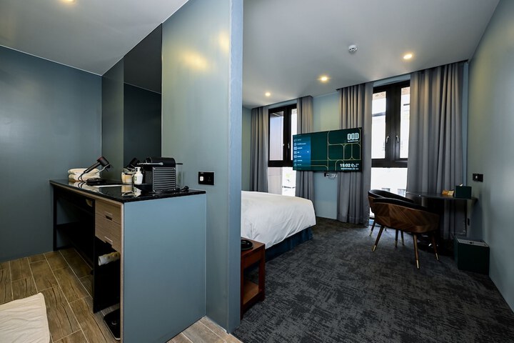 Room 17 of 113