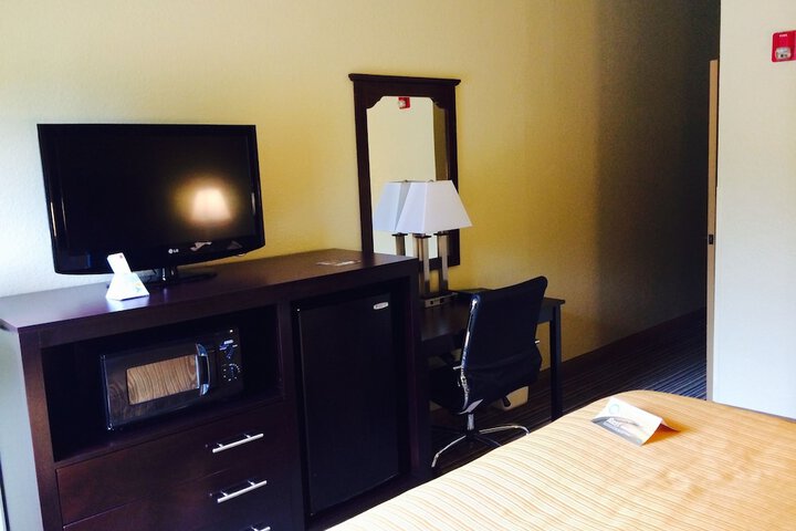 Room 11 of 51