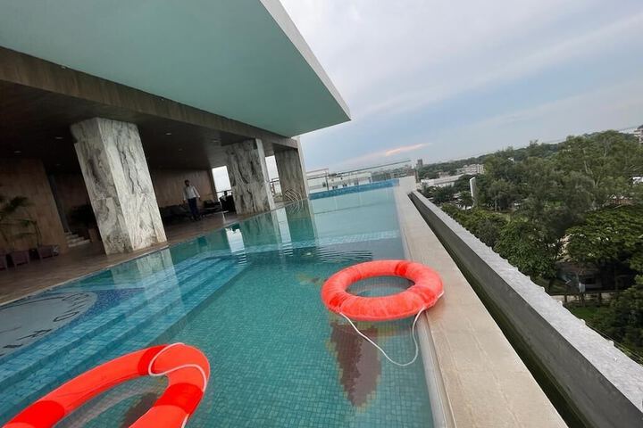 Pool 9 of 18