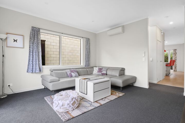 Room 2 of 20