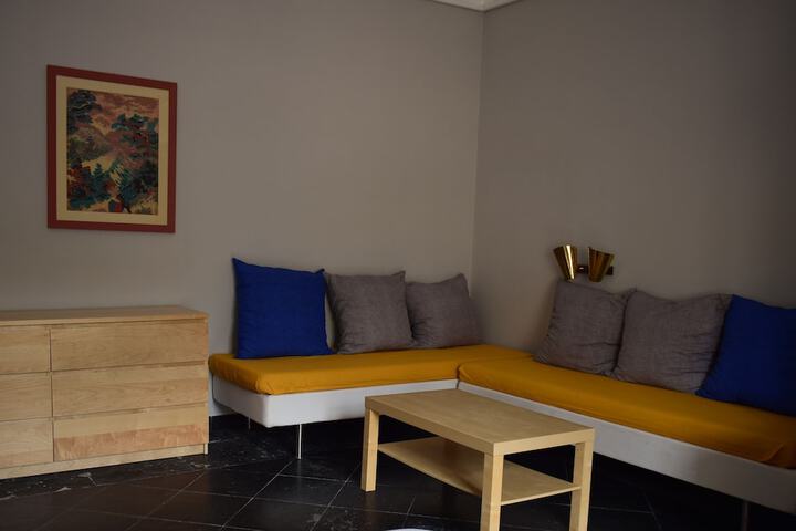 Room 14 of 21