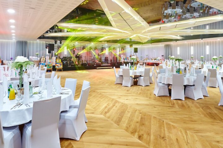 Ballroom/Hall 55 of 73