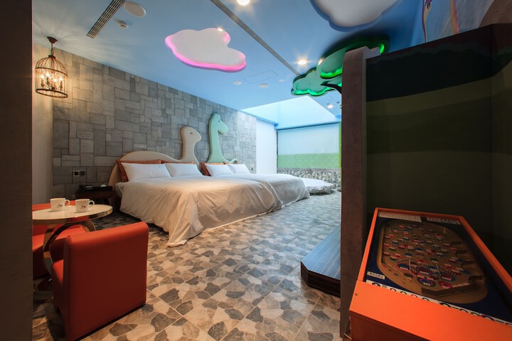Room 16 of 75