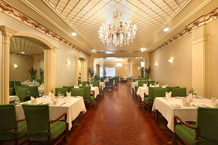 Dining 44 of 70