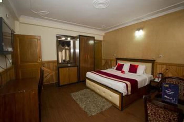 Room 10 of 22