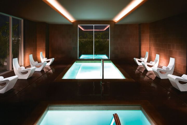 Spa 32 of 44
