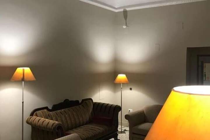Room 43 of 61