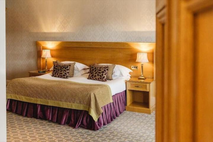 Room 3 of 26