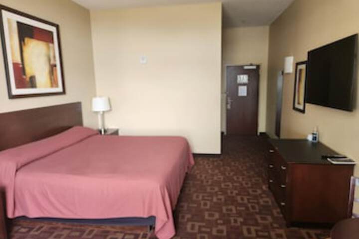 Room 7 of 48