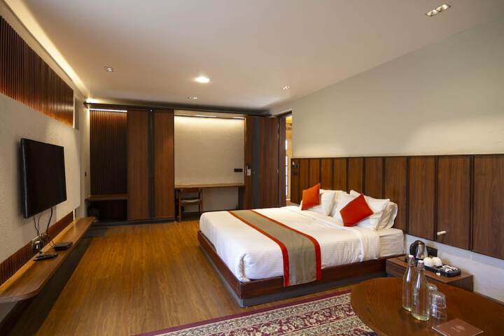 Room 9 of 23