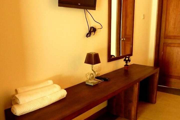 Room 19 of 65
