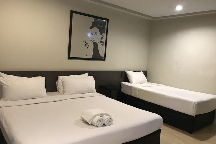 Room 22 of 69