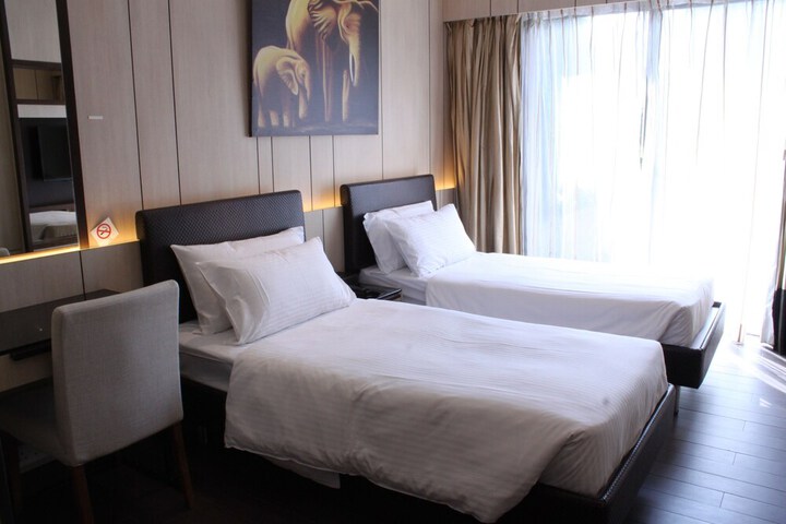 Room 8 of 45