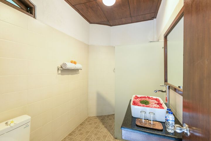 Bathroom Interior Photo