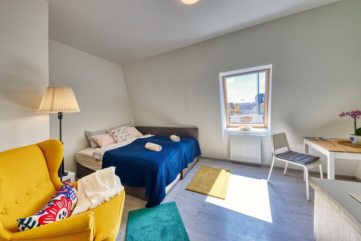Room 10 of 89