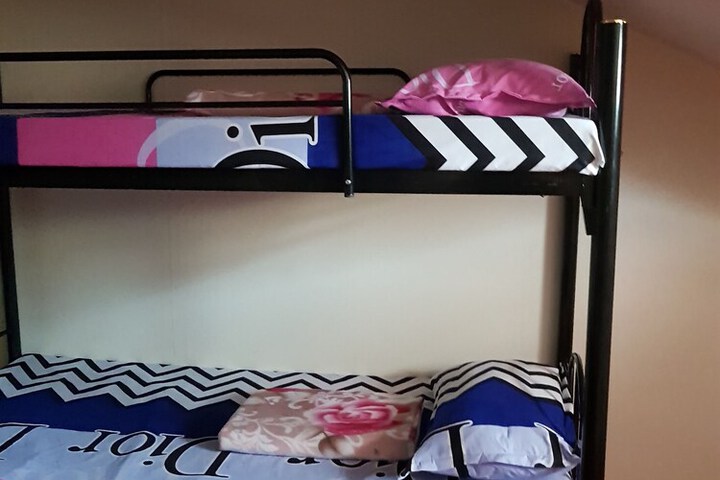 Room 11 of 25