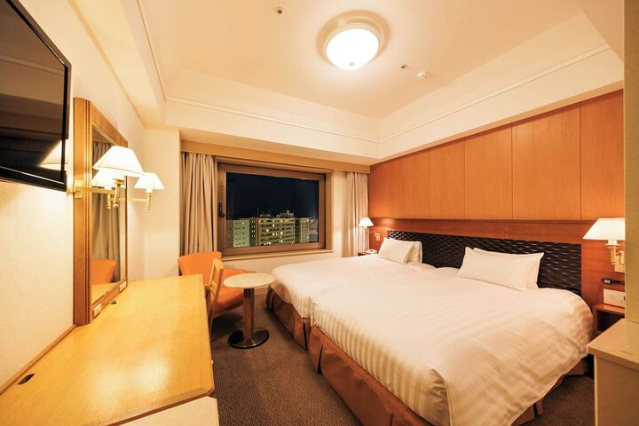 Room 35 of 149