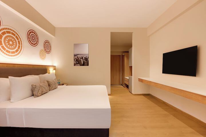 Room 7 of 68