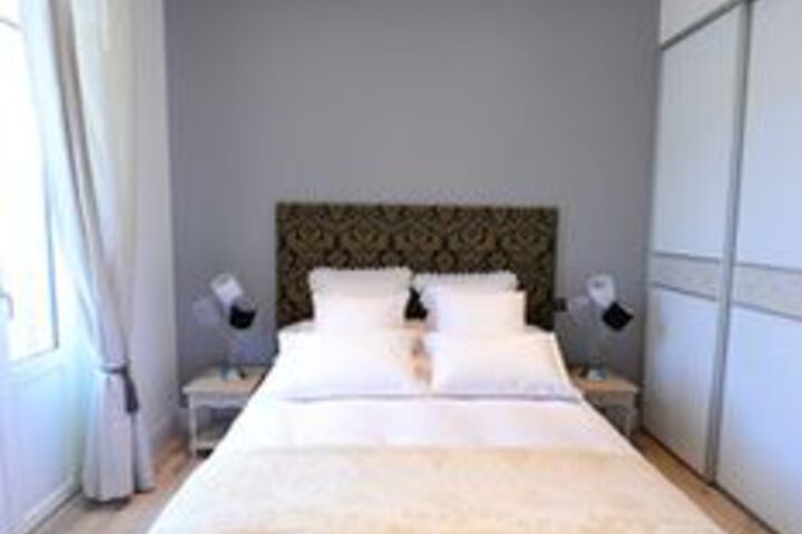 Room 34 of 74