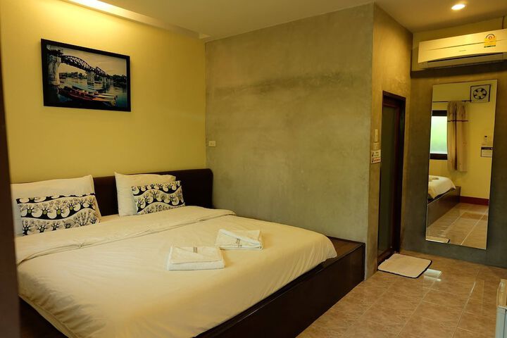 Room 3 of 47