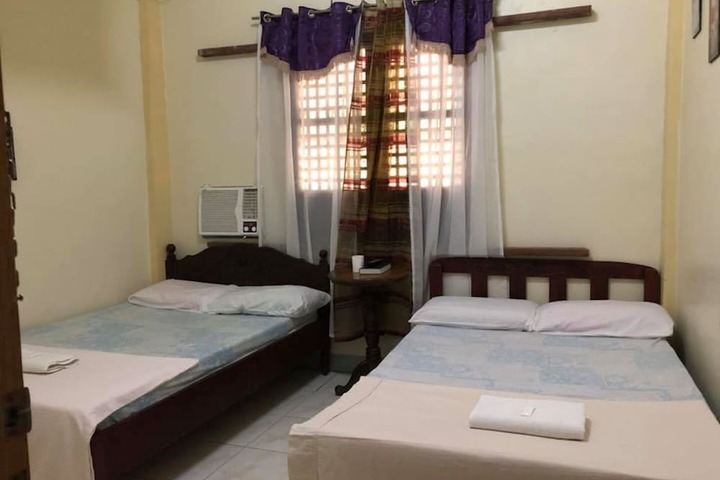 Room 6 of 24