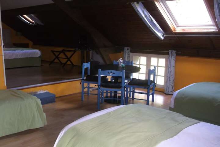 Room 8 of 32